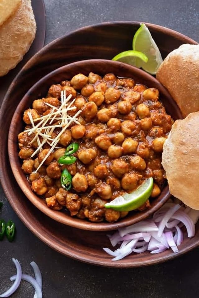 Chana Bhatura.