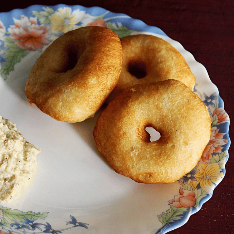 Medhu Vada